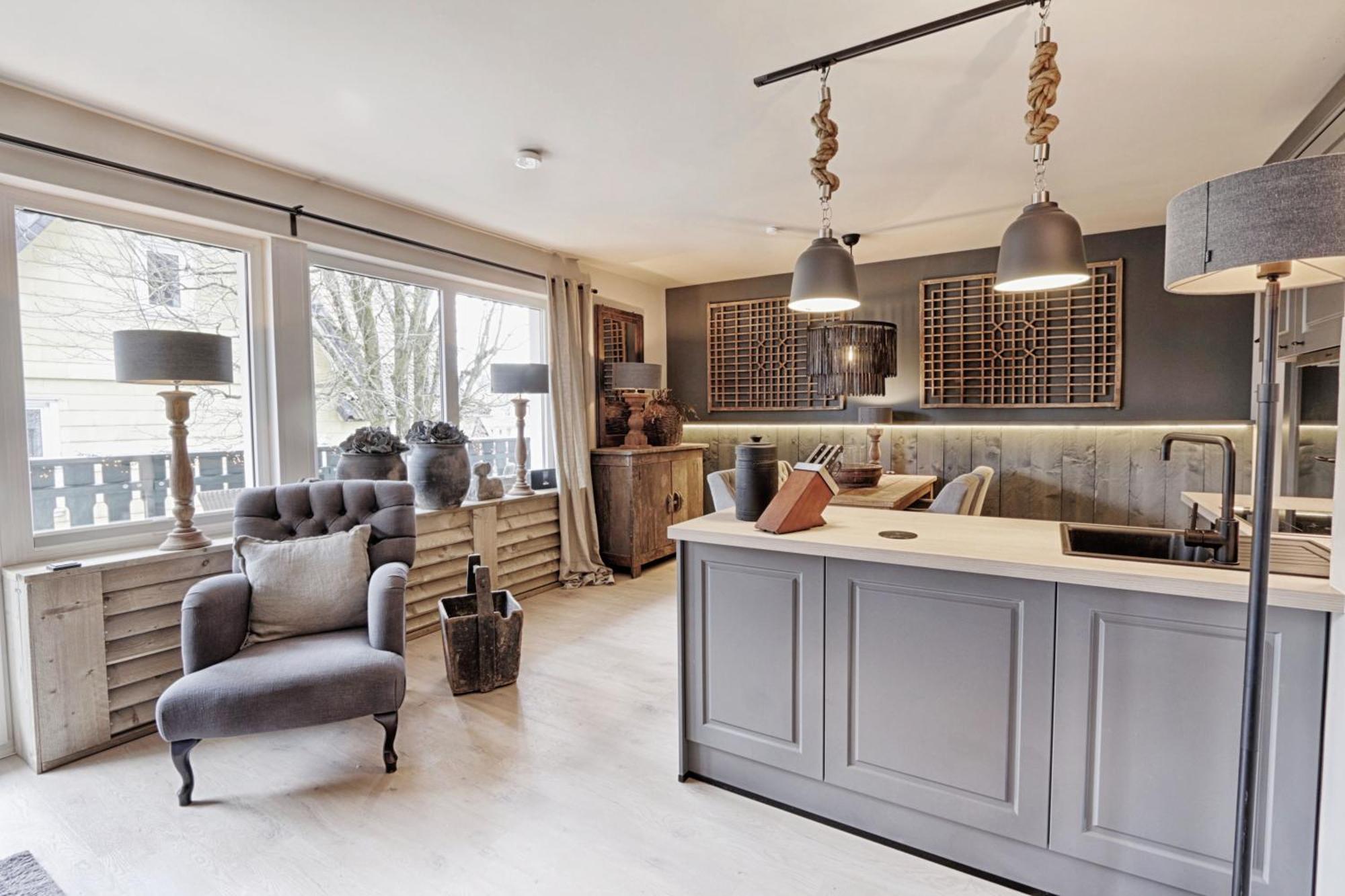 Home Suites Loft Mit Sauna برونلاغ المظهر الخارجي الصورة